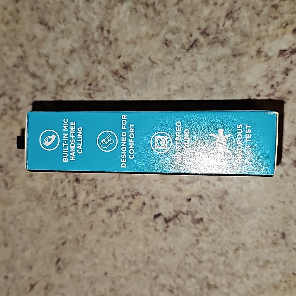 New Ear buds - Picture 3 of 4